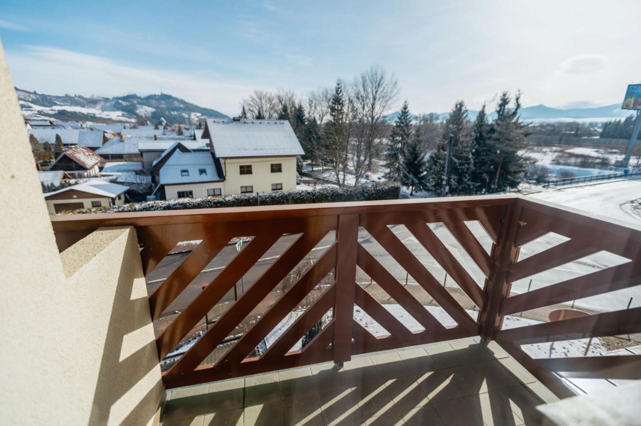 Apartman 15 Mymara Bešeňová Buitenkant foto